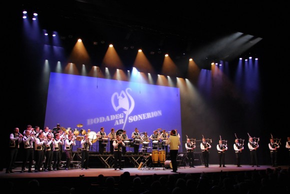 1957687_10202770296772627_1101559918_o