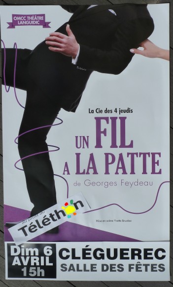 Affiche un fil à la patte - Copie