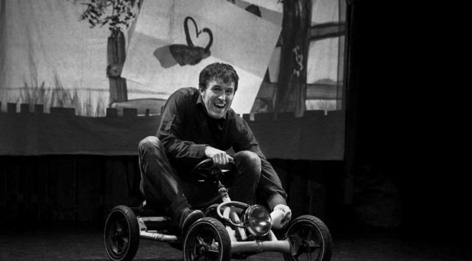 « UJÈNE » | DIM. 12 FÉVRIER | 17H30 | SPECTACLE MUSICAL & ILLUSTRÉ